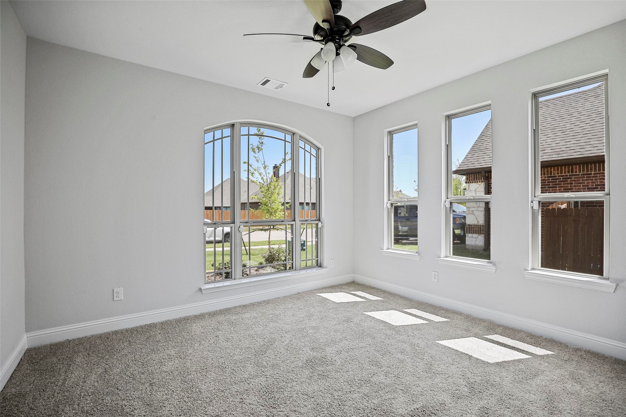 508 Bush Avenue Waxahachie TX 75165