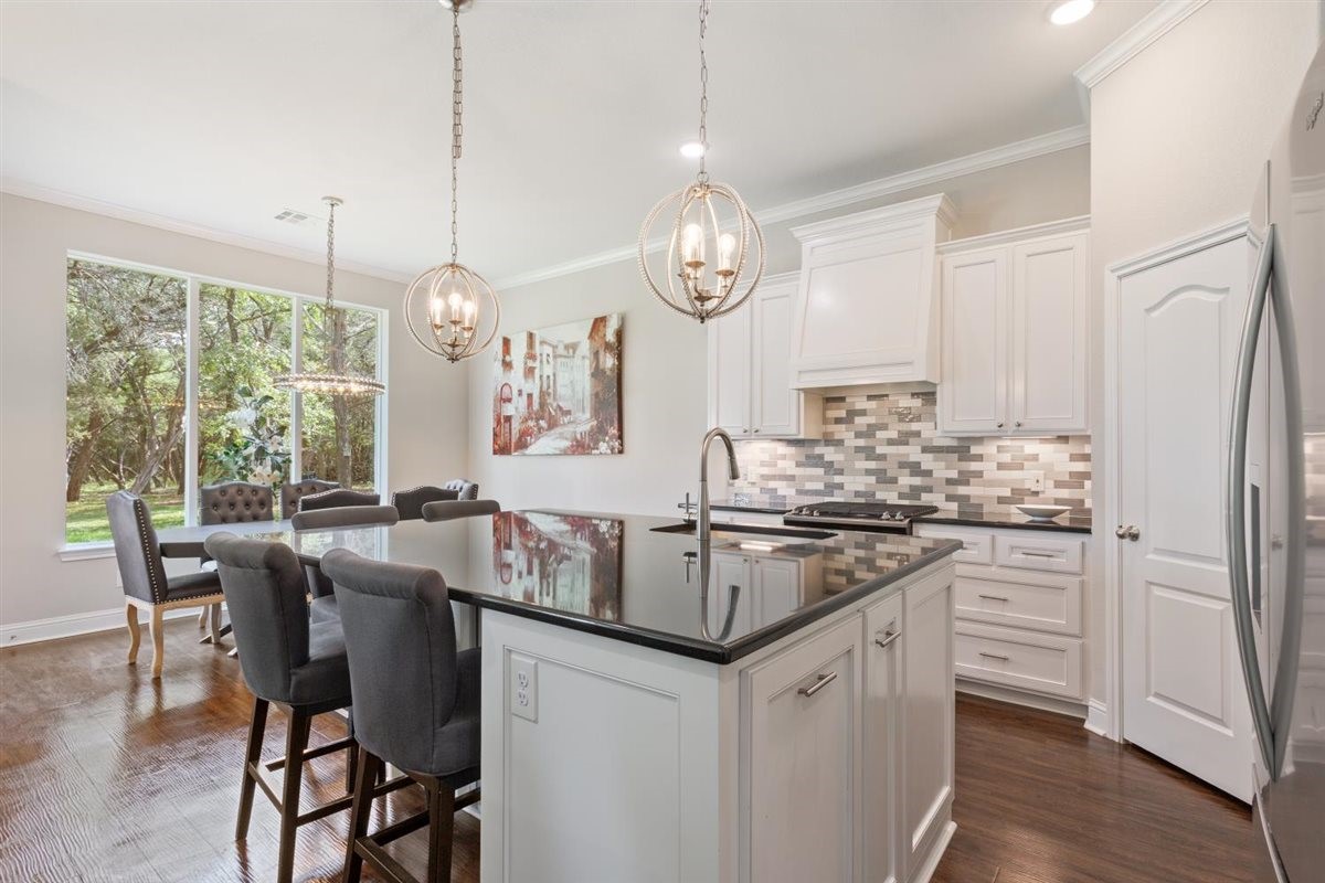 1092 Century Oaks Drive China Spring TX 76633