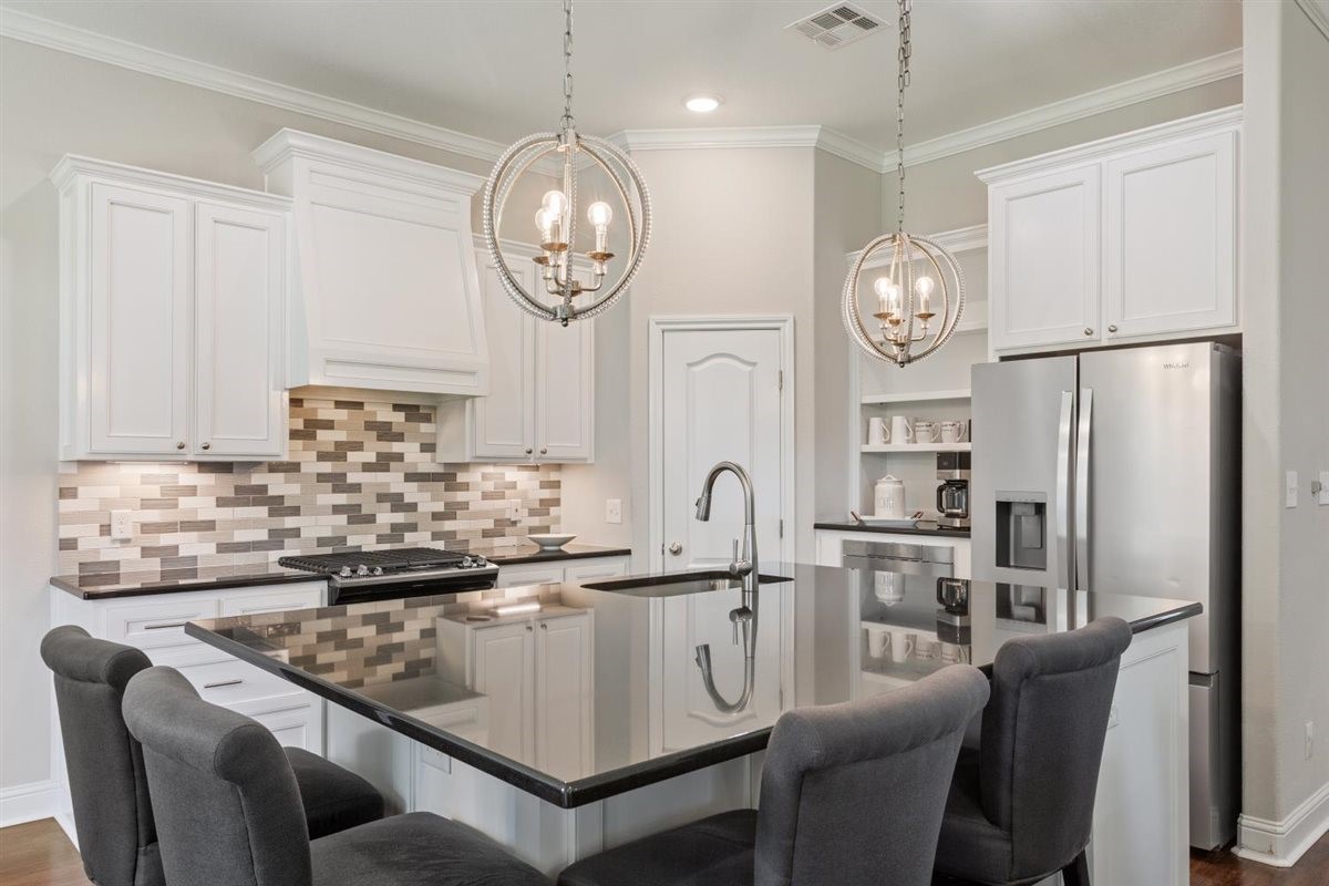 1092 Century Oaks Drive China Spring TX 76633