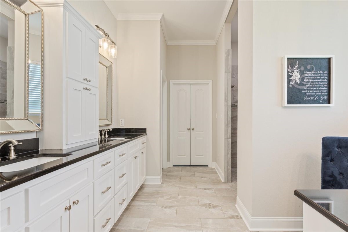 1092 Century Oaks Drive China Spring TX 76633