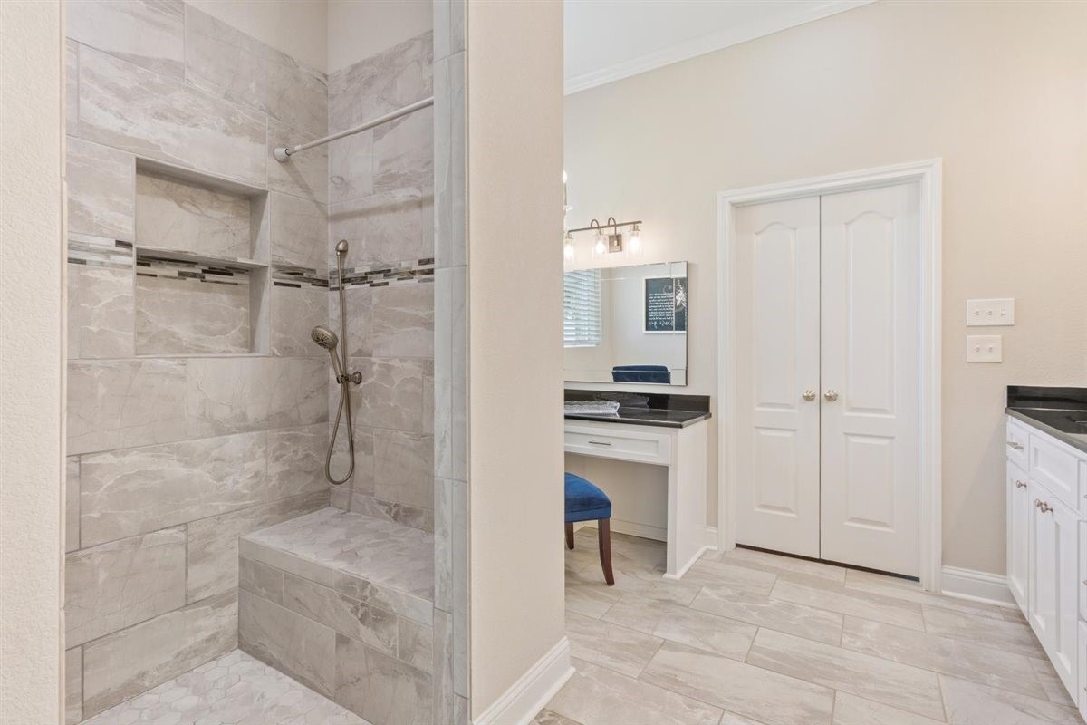 1092 Century Oaks Drive China Spring TX 76633