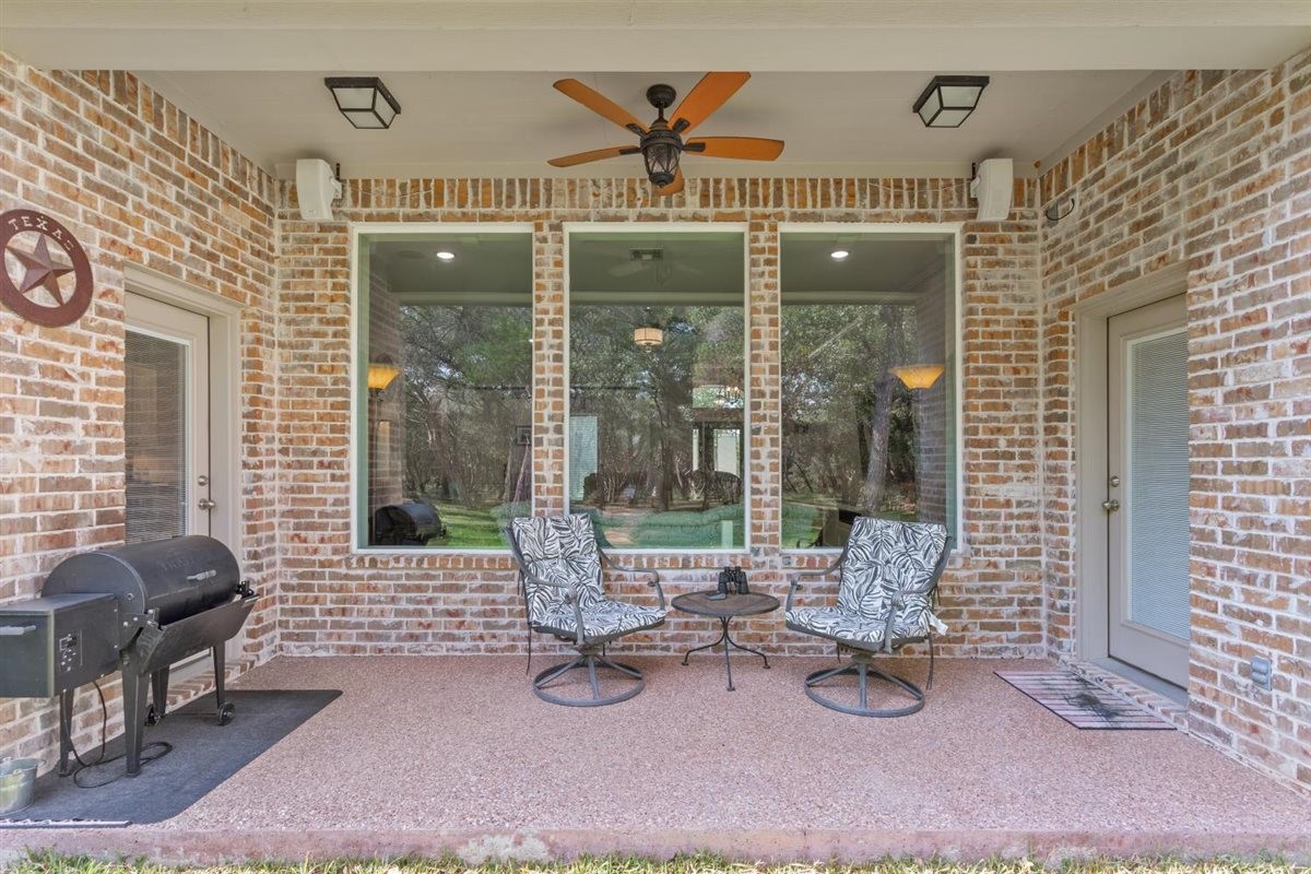 1092 Century Oaks Drive China Spring TX 76633