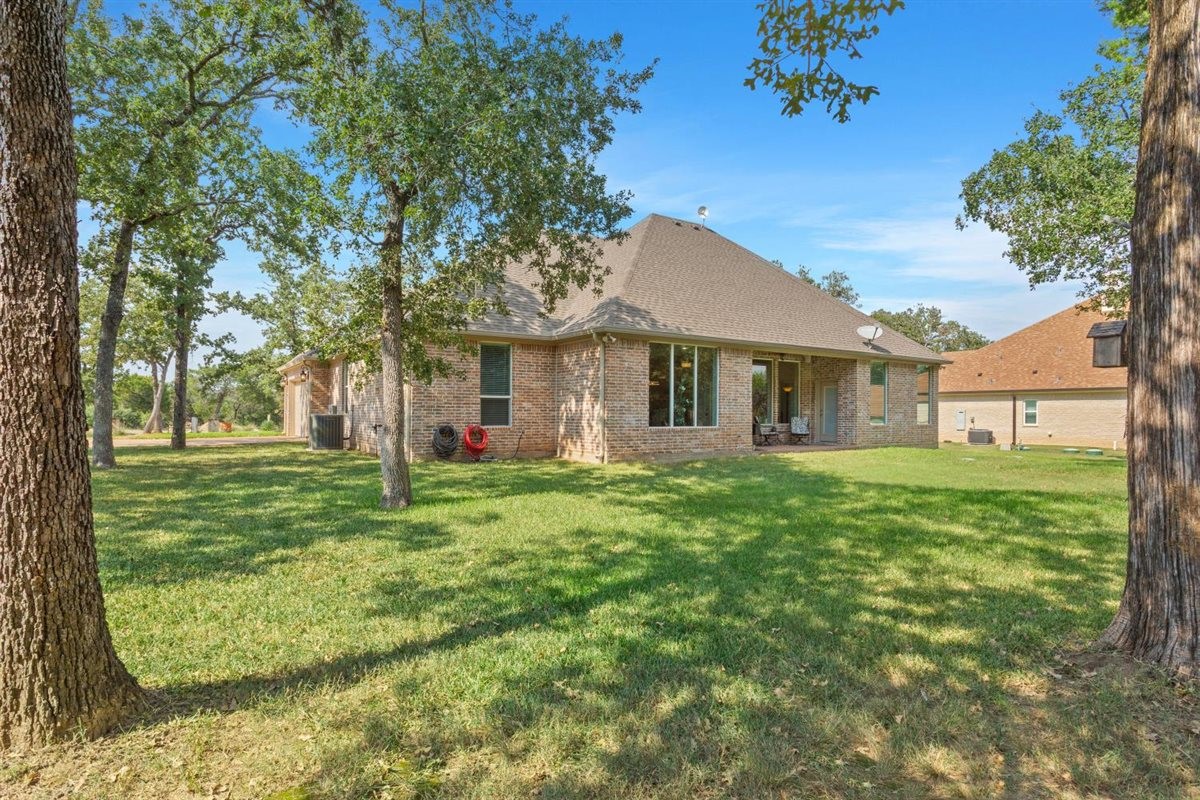 1092 Century Oaks Drive China Spring TX 76633