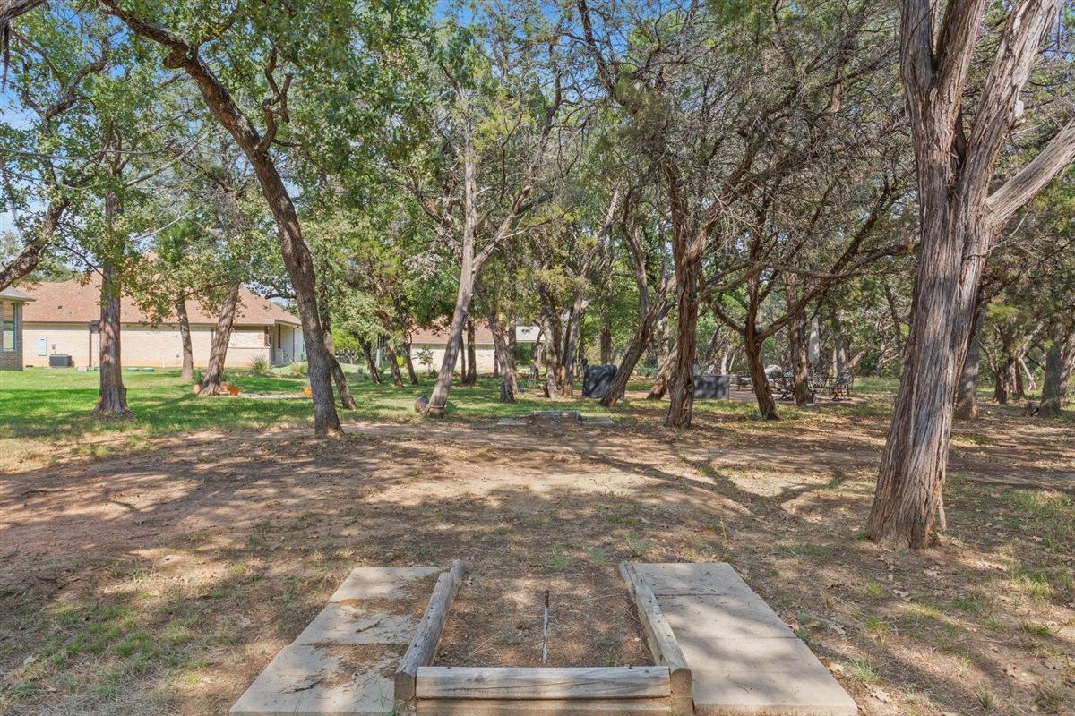 1092 Century Oaks Drive China Spring TX 76633