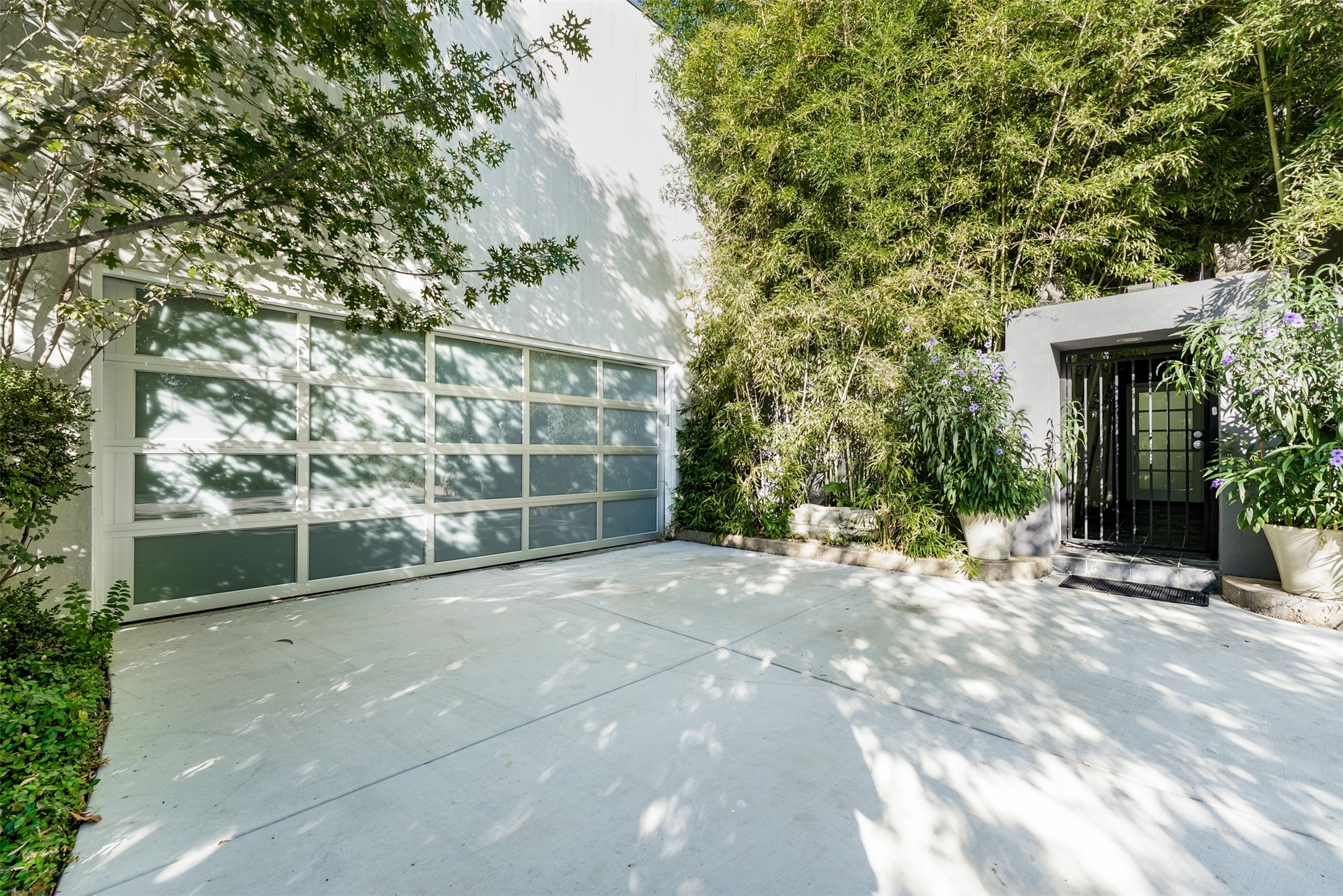 10406 Crestover Drive Dallas TX 75229