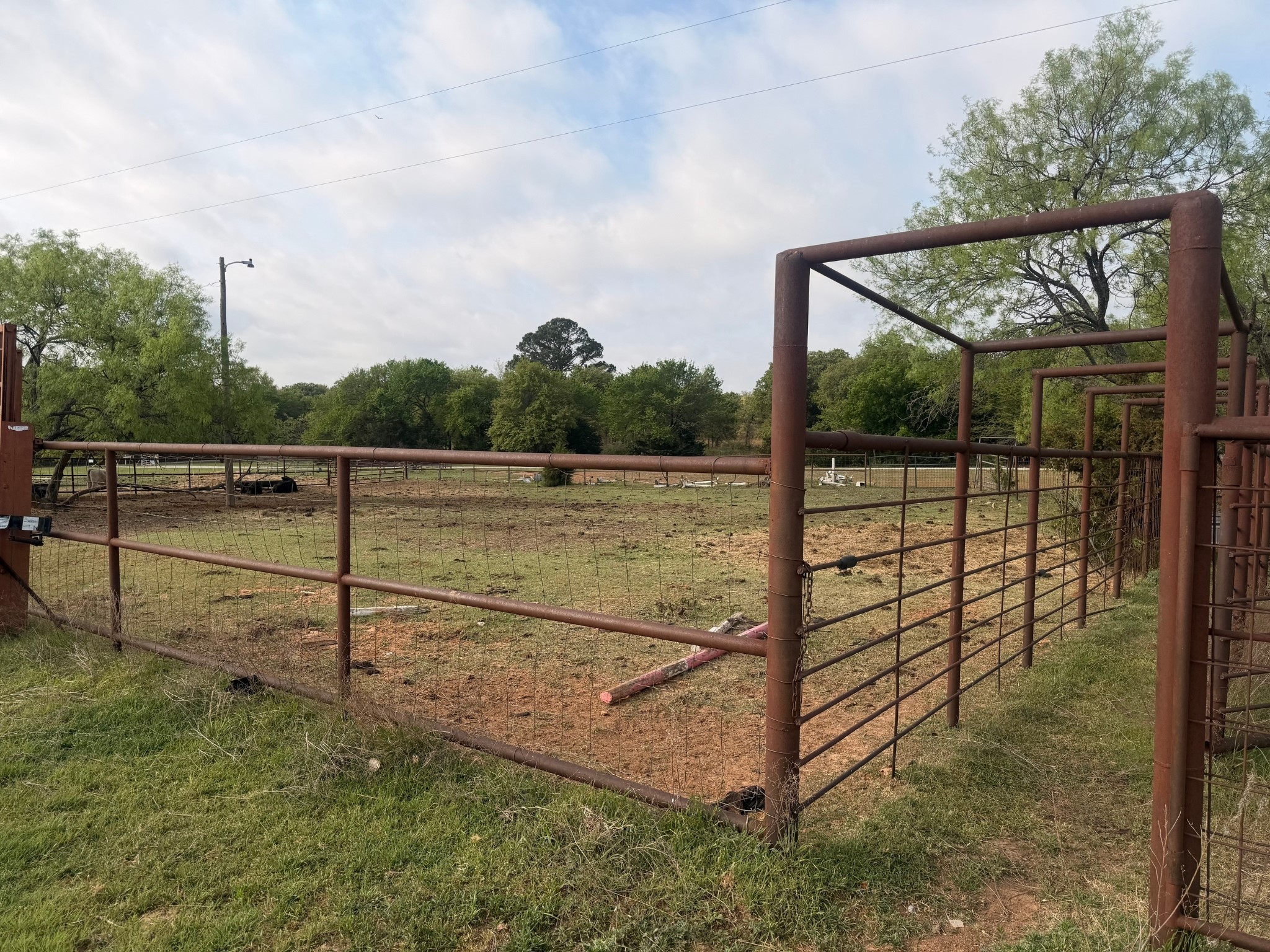 2548 County Road 2690 Alvord TX 76225