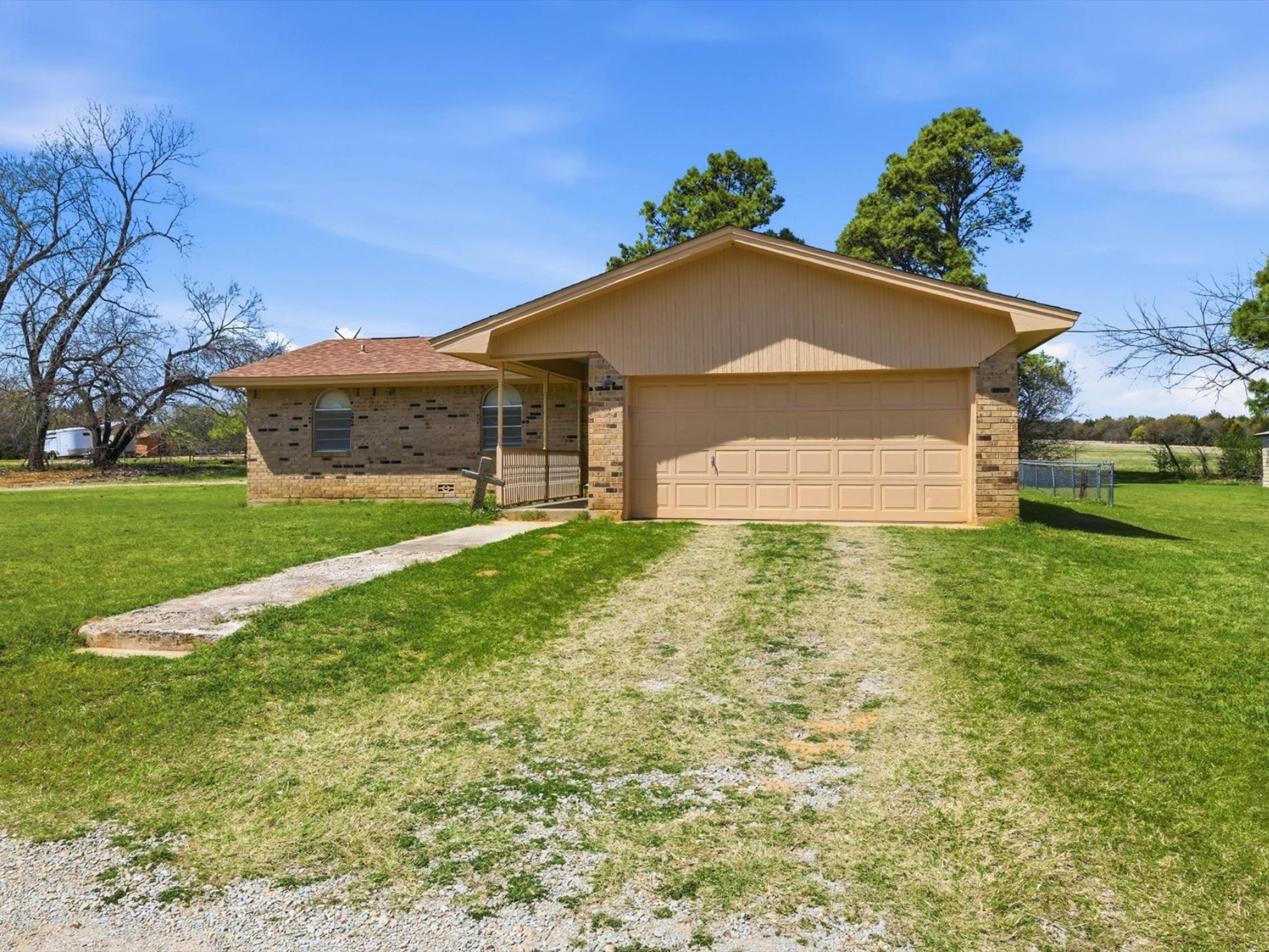 2548 County Road 2690 Alvord TX 76225