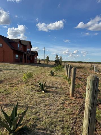 673 County Road 612 Trent TX 79561