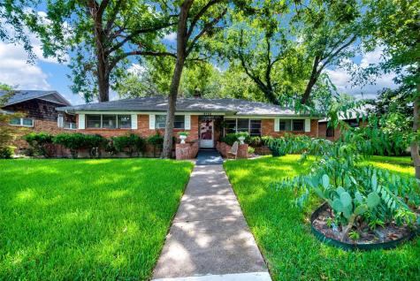 9728 Shadydale Lane Dallas TX 75238