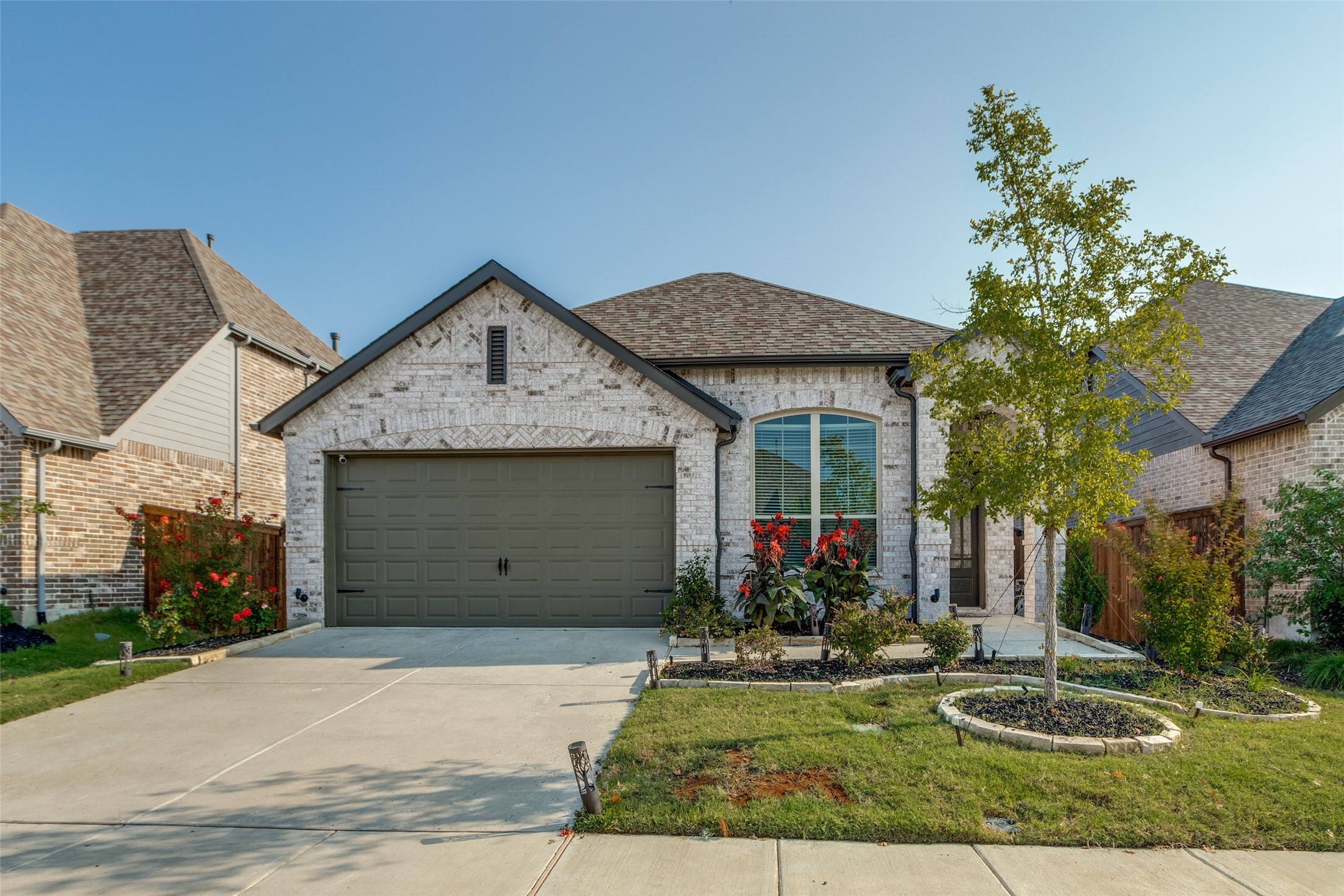 1904 Dappled Grey Avenue Aubrey TX 76227