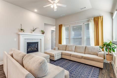 1904 Dappled Grey Avenue Aubrey TX 76227