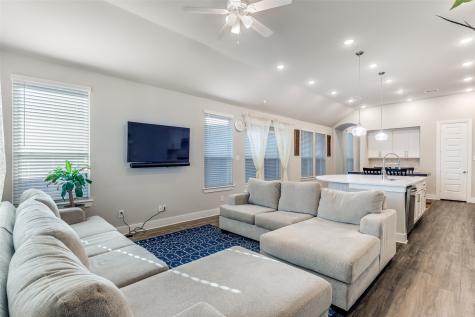 1904 Dappled Grey Avenue Aubrey TX 76227
