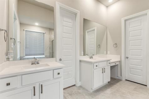 1904 Dappled Grey Avenue Aubrey TX 76227
