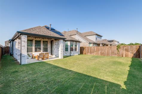 1904 Dappled Grey Avenue Aubrey TX 76227