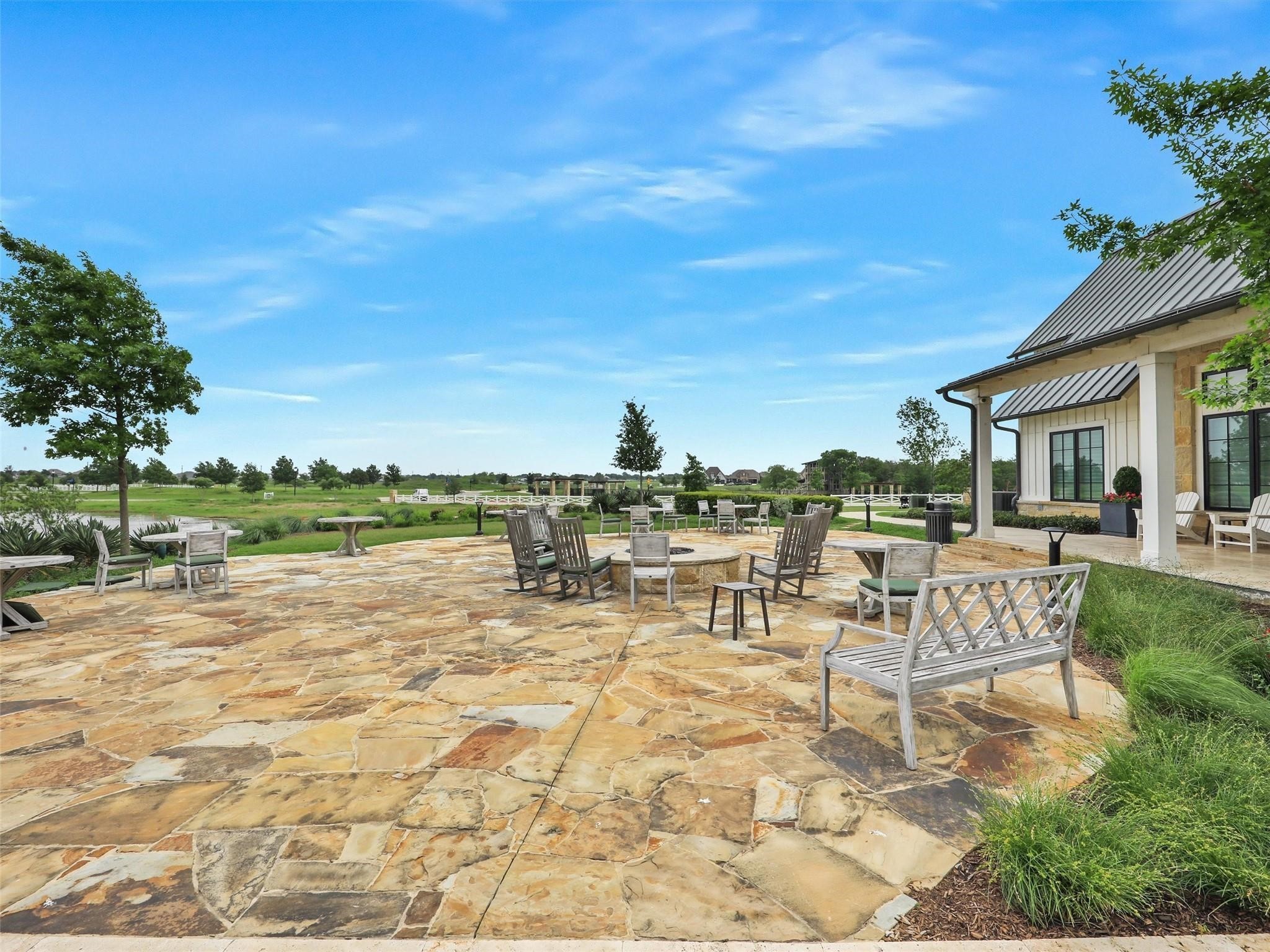 1904 Dappled Grey Avenue Aubrey TX 76227