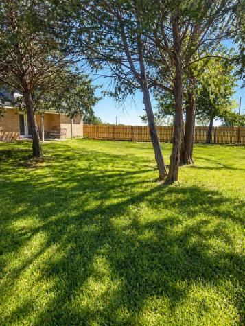104 Cedar Creek Drive Groesbeck TX 76642