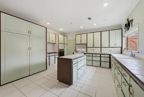 2613 W Cascade Drive Sherman TX 75092