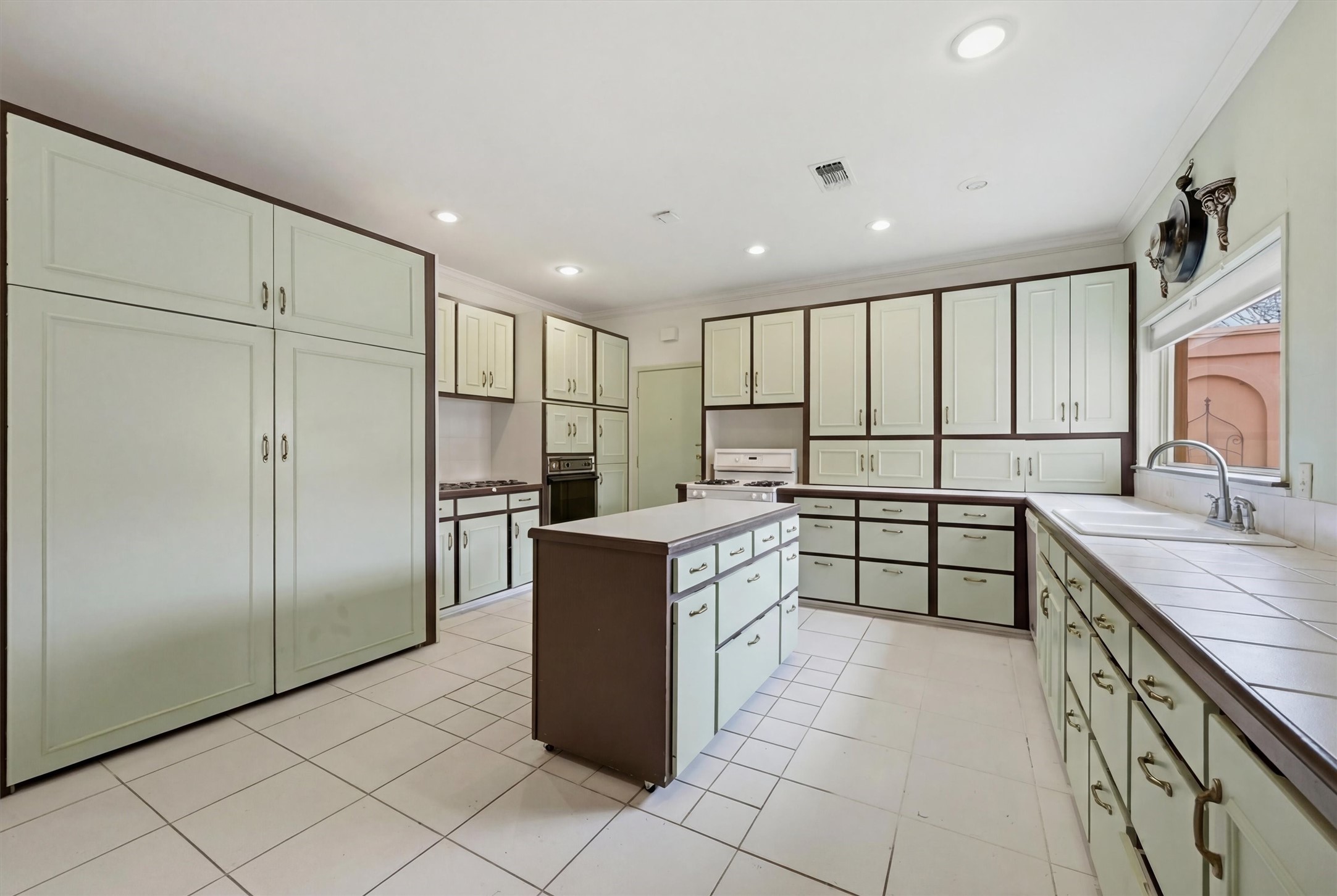 2613 W Cascade Drive Sherman TX 75092