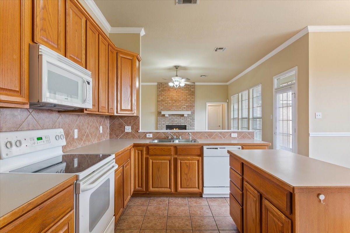 10136 Aragon Drive Waco TX 76708