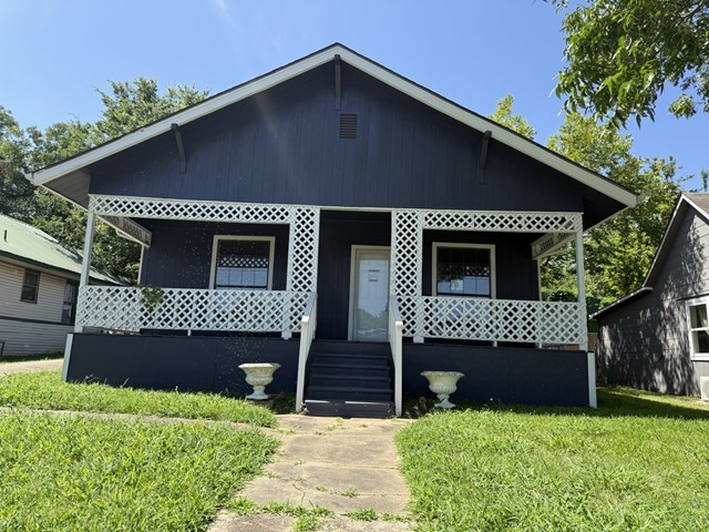 1320 W Morton Street Denison TX 75020