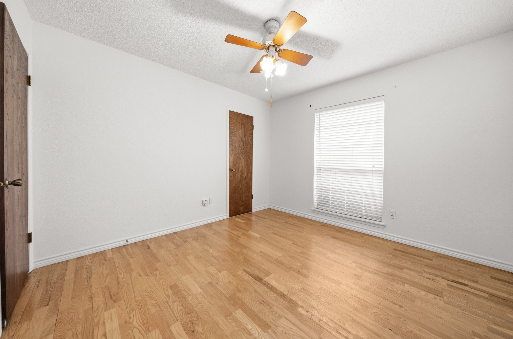 401 Briarfield Street Hewitt TX 76643