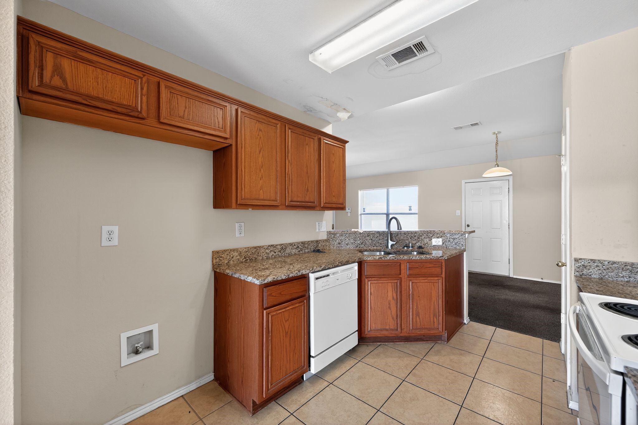1715 Reynolds Street Lancaster TX 75134
