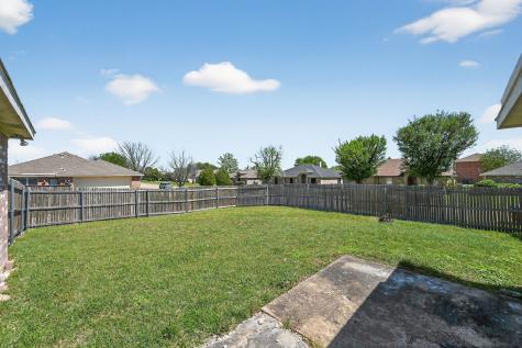 1715 Reynolds Street Lancaster TX 75134
