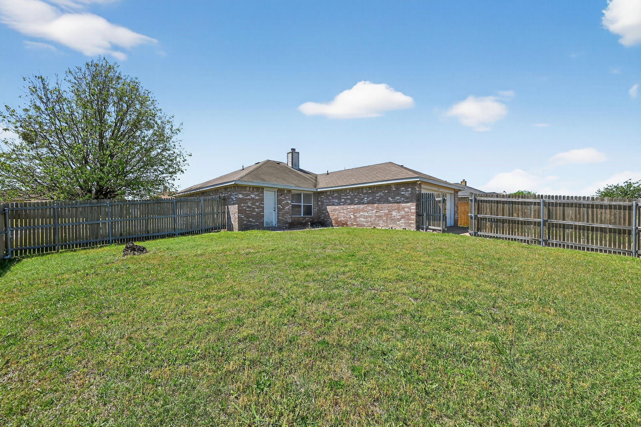 1715 Reynolds Street Lancaster TX 75134