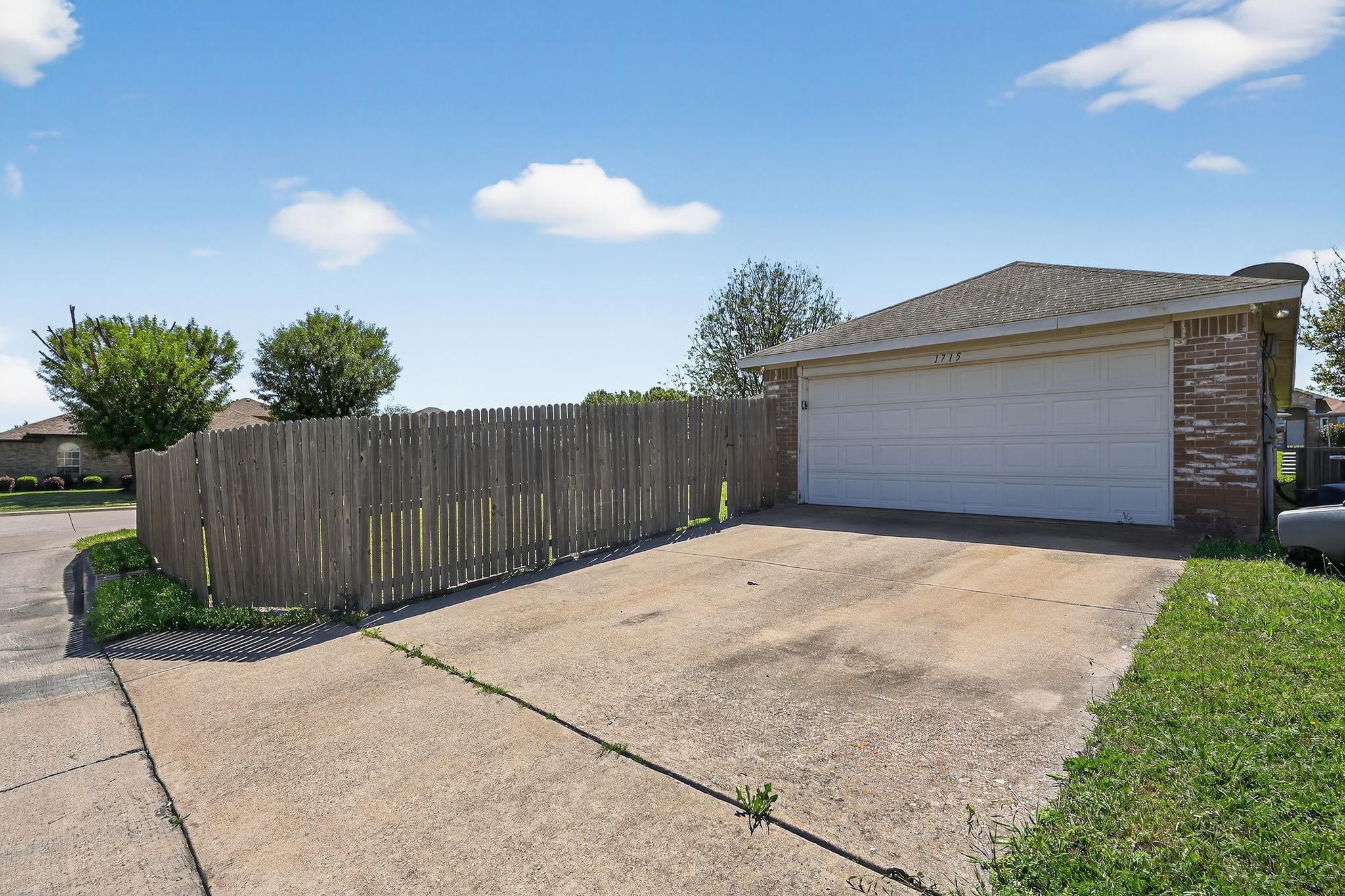 1715 Reynolds Street Lancaster TX 75134