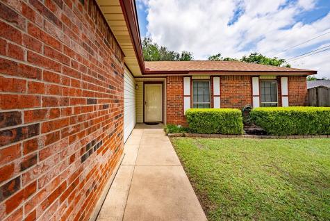 7308 Levitt Court Watauga TX 76148