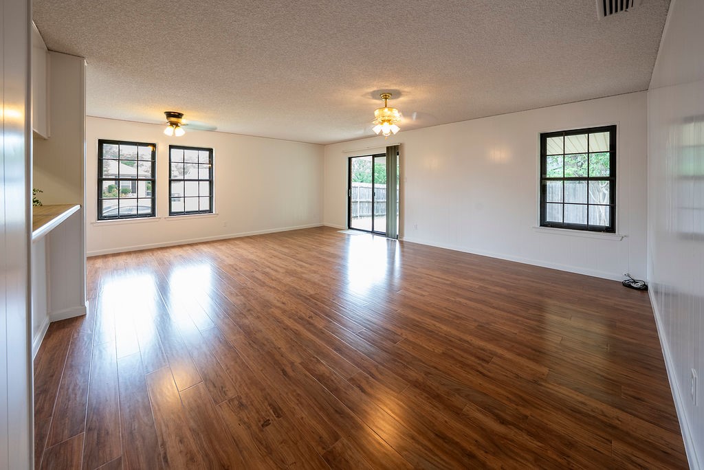 7308 Levitt Court Watauga TX 76148
