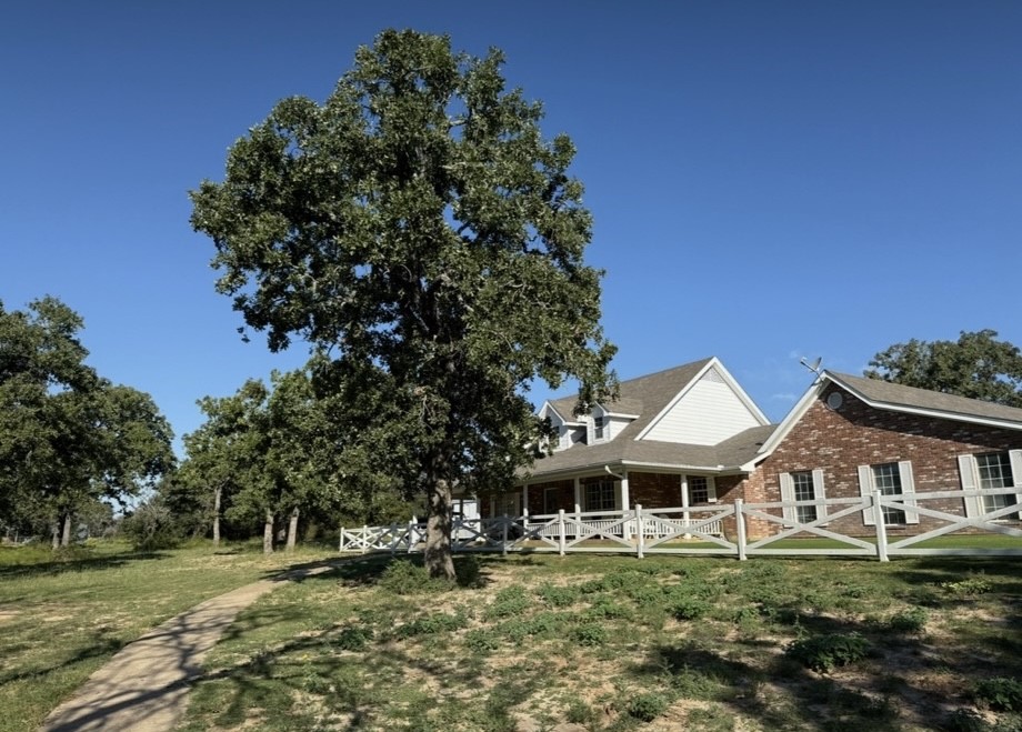 1705B County Road 122 Hico TX 76457