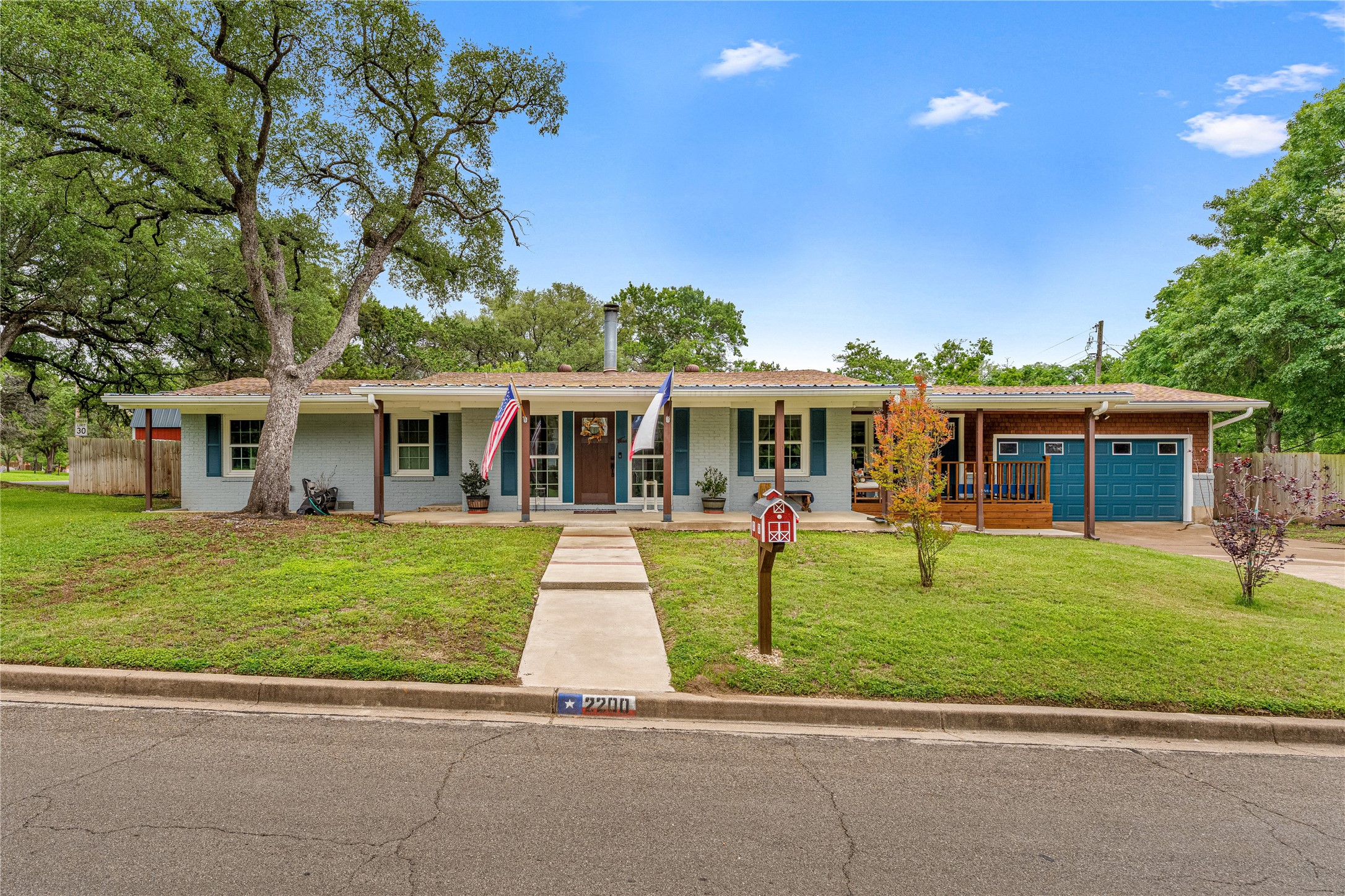 2200 Gregory Lane Waco TX 76708