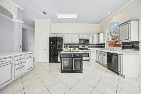 1132 Devonshire Drive Desoto TX 75115