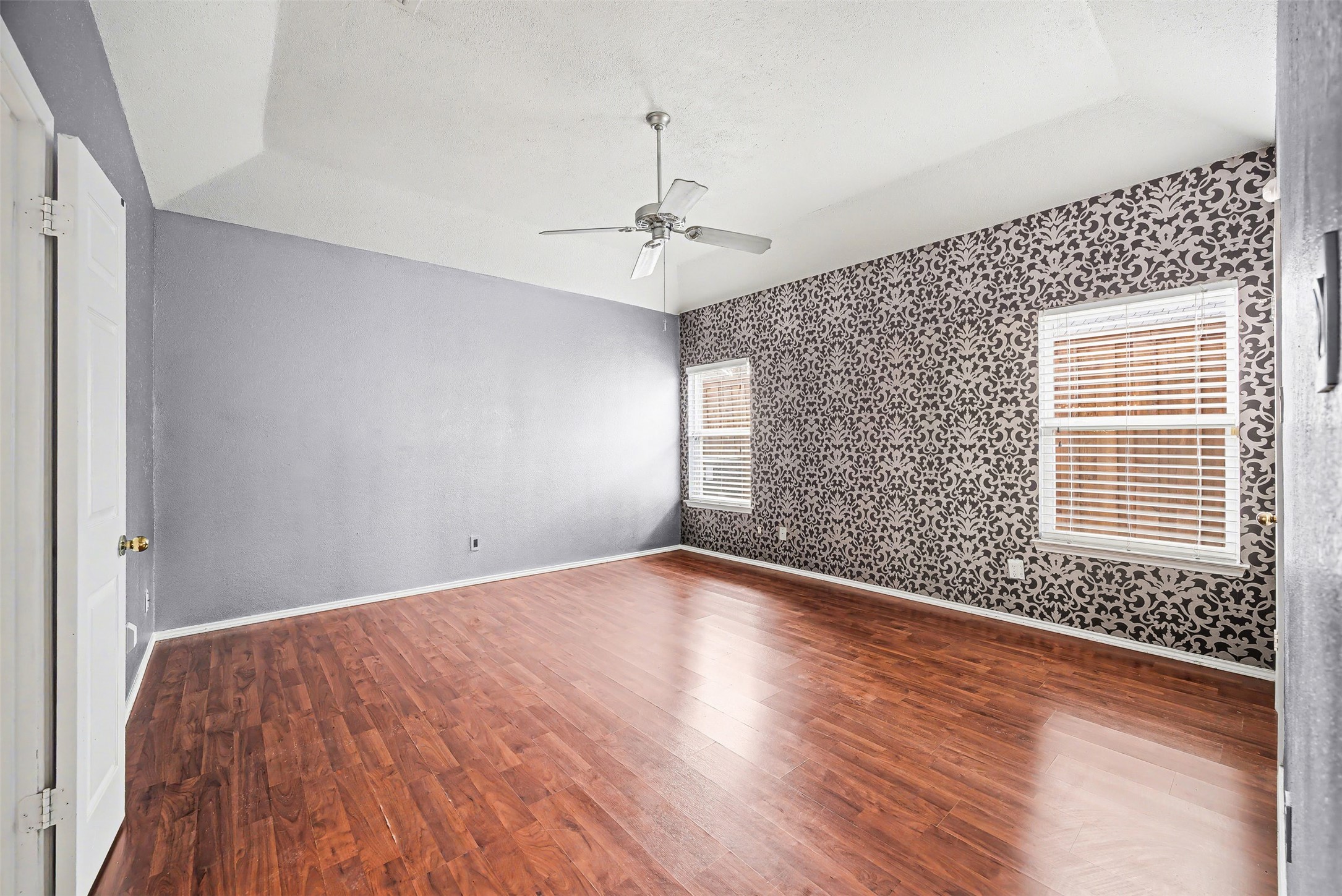 1132 Devonshire Drive Desoto TX 75115