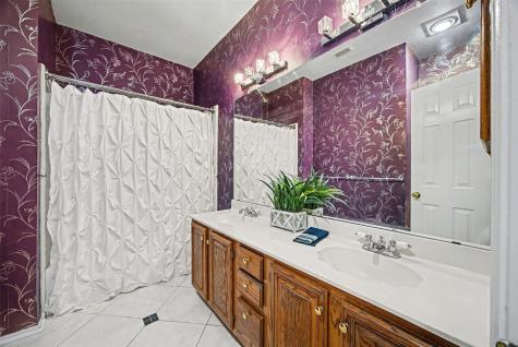 1132 Devonshire Drive Desoto TX 75115