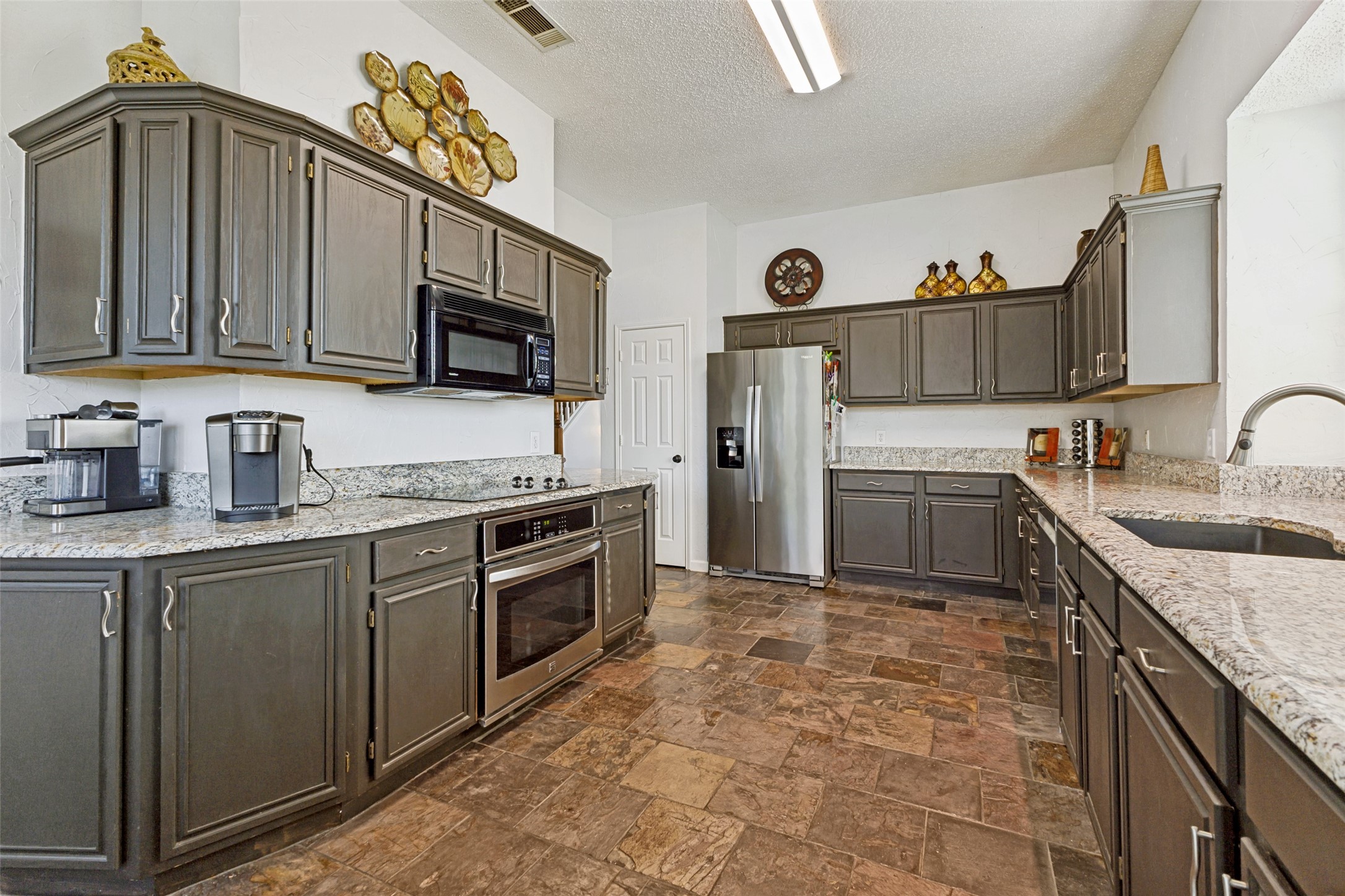9806 Chasefield Drive Rowlett TX 75087