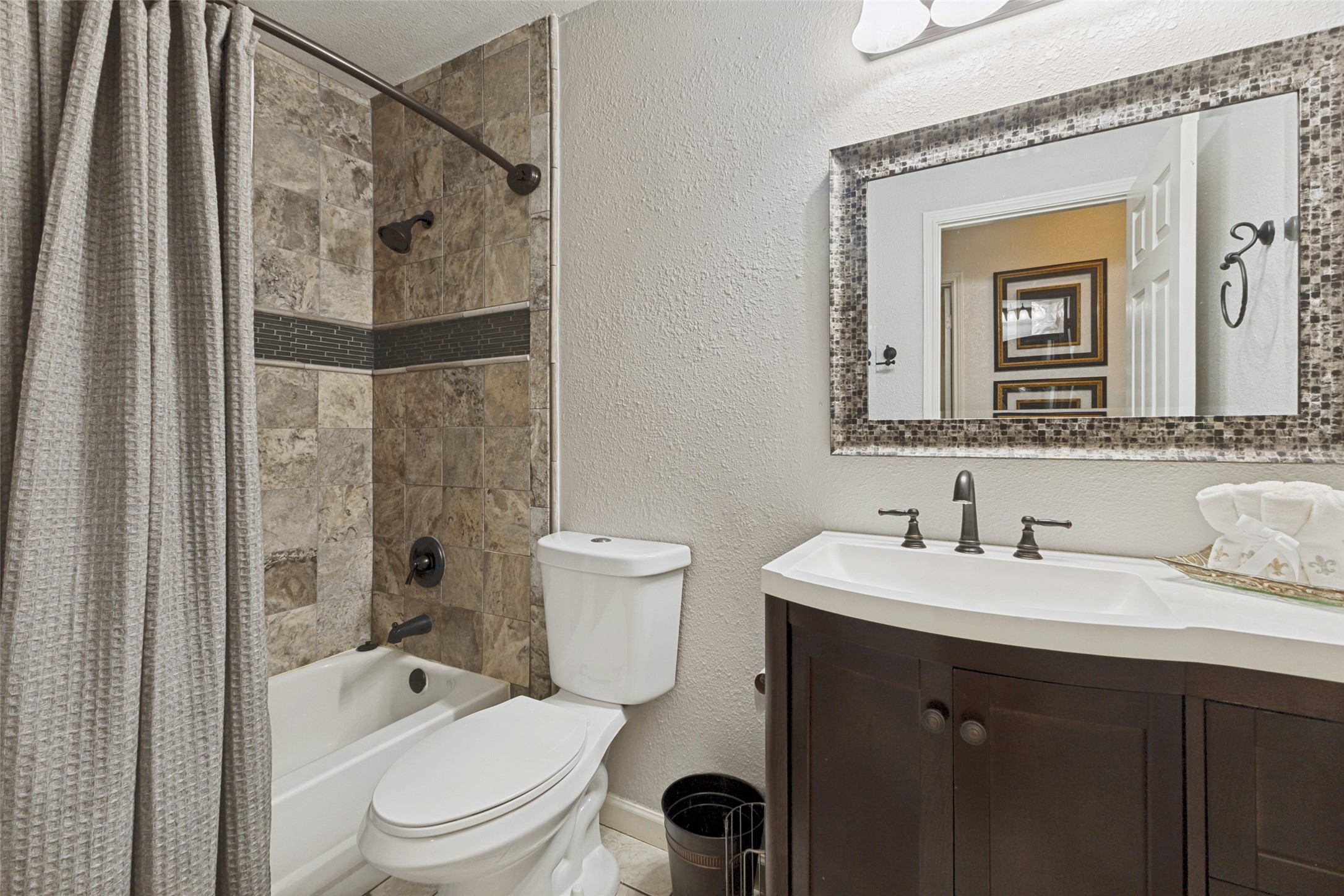 9806 Chasefield Drive Rowlett TX 75087
