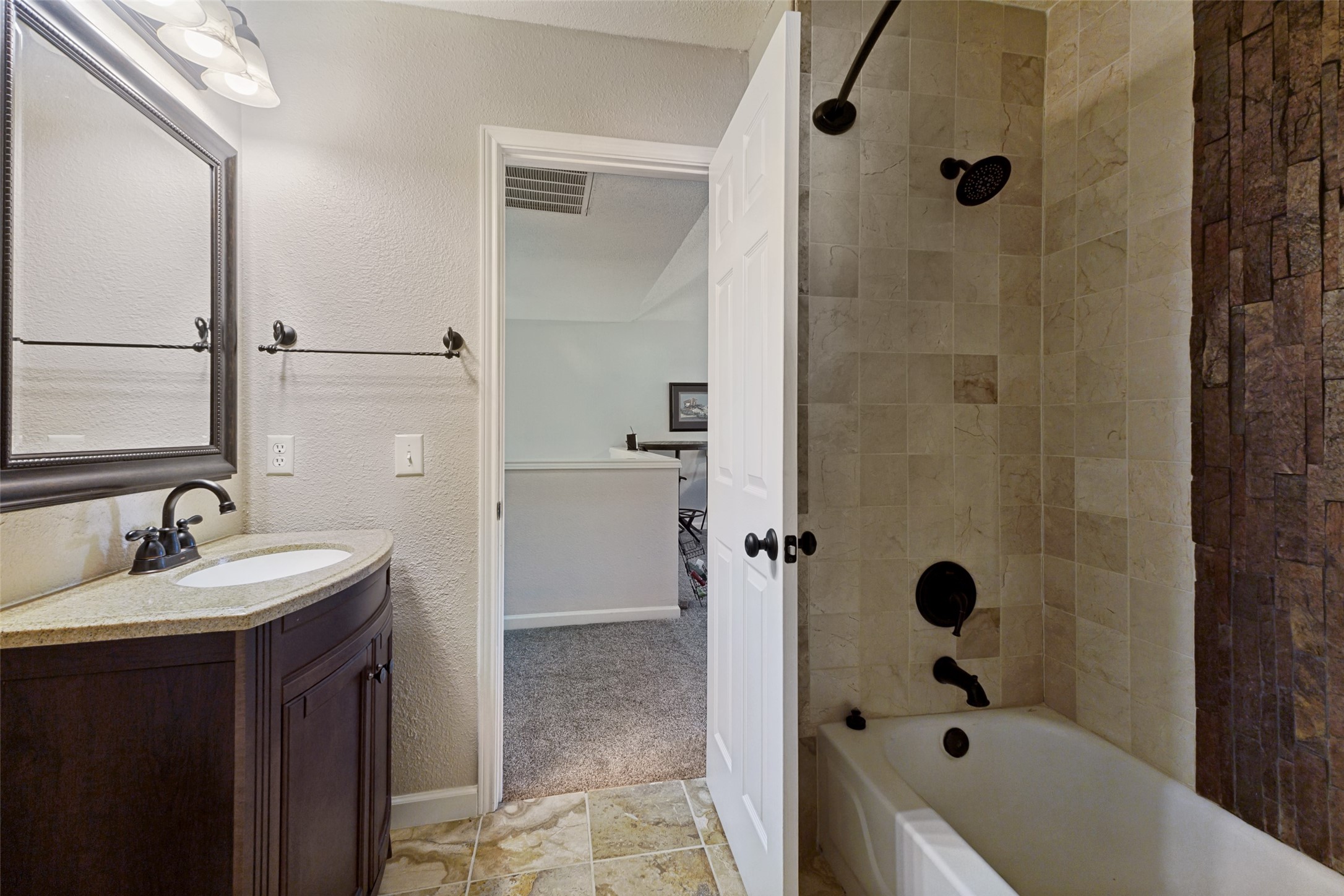 9806 Chasefield Drive Rowlett TX 75087