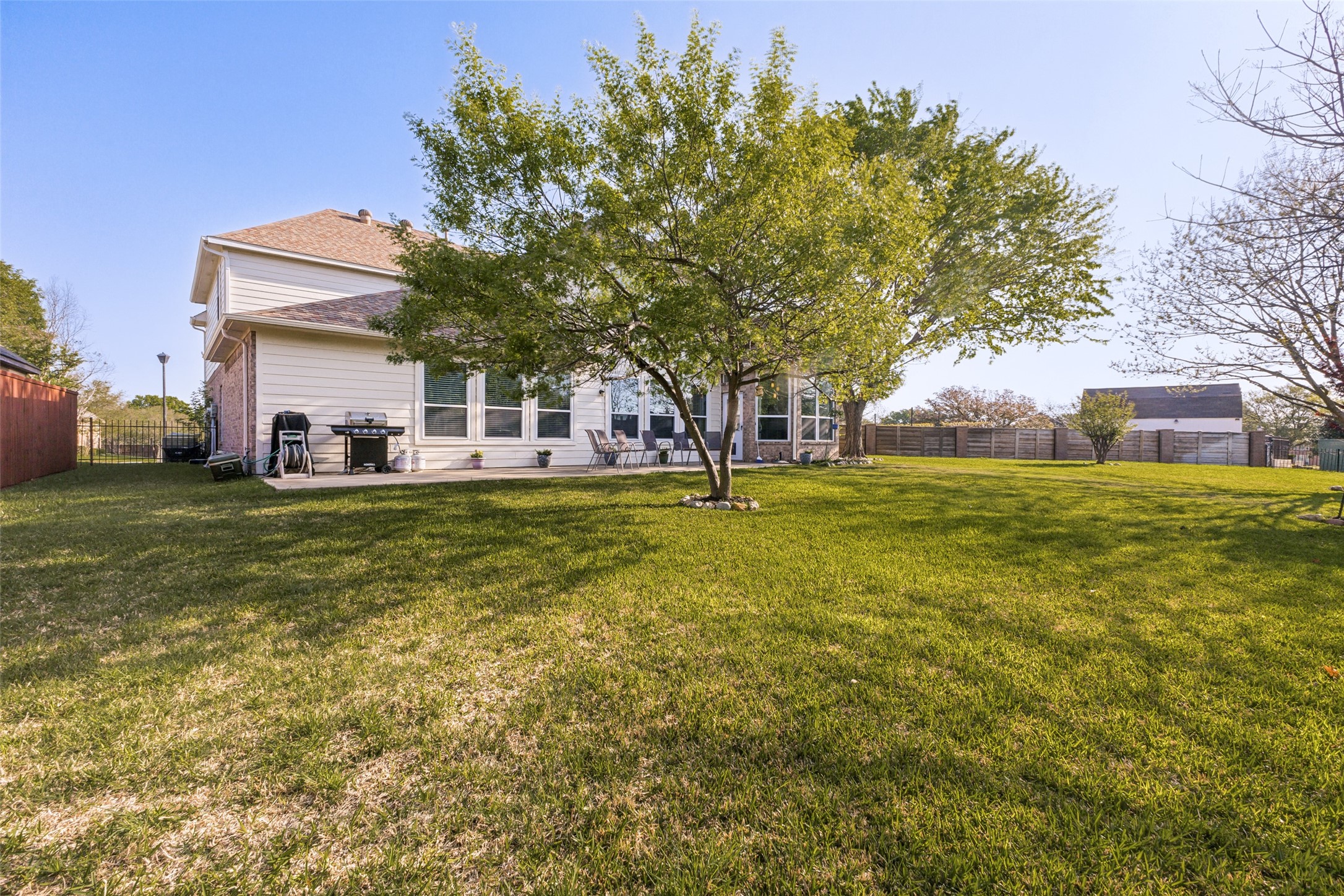 9806 Chasefield Drive Rowlett TX 75087