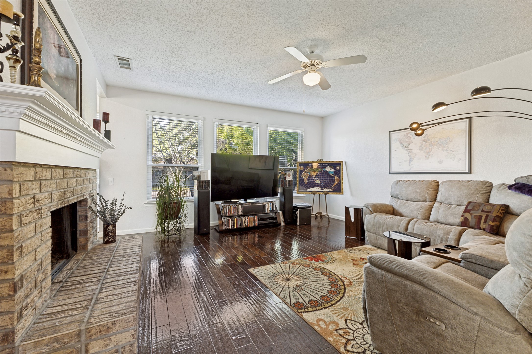 9806 Chasefield Drive Rowlett TX 75087