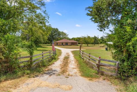 2569 FM-55 Barry TX 75102