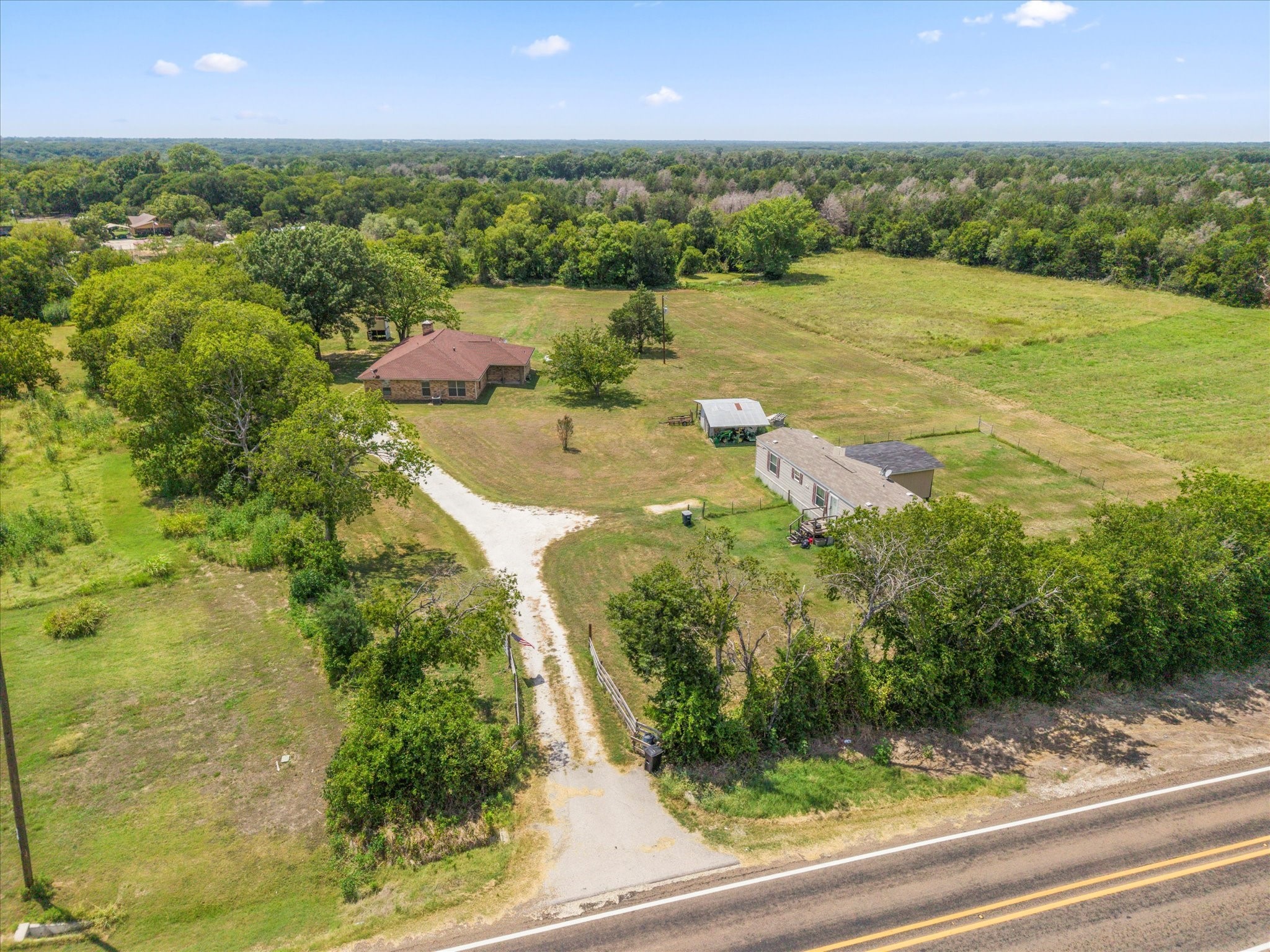 2569 Fm-55 Barry TX 75102