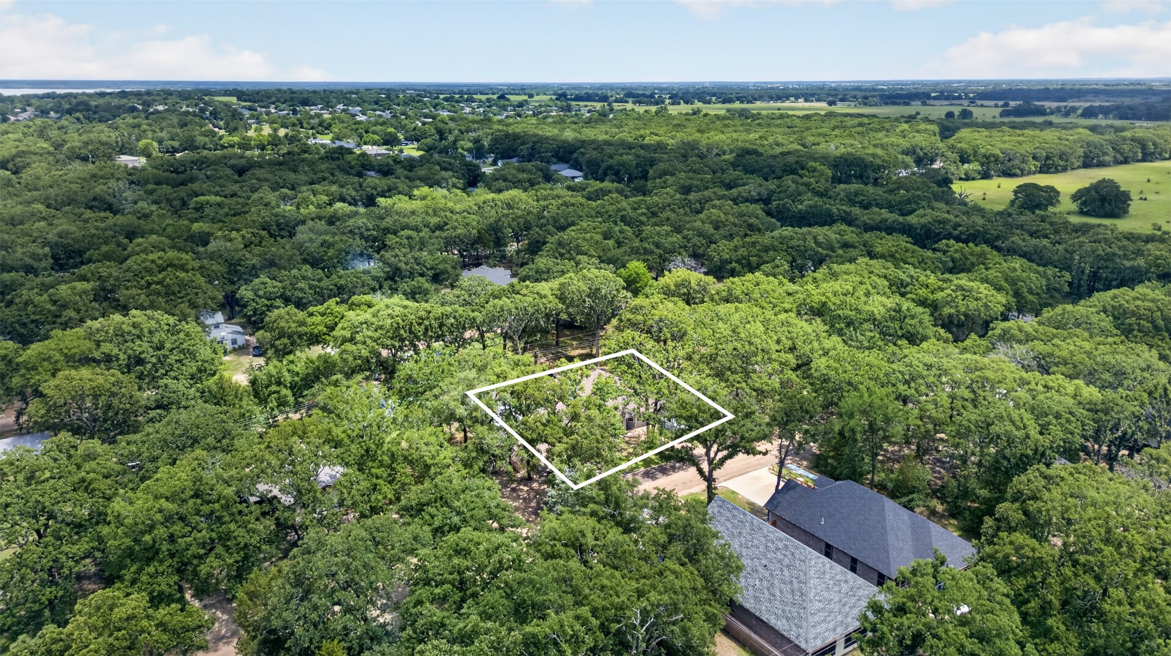114 Forrest Oaks Drive Gun Barrel City TX 75156