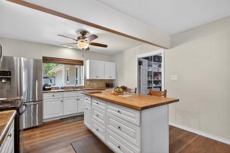 114 Forrest Oaks Drive Gun Barrel City TX 75156