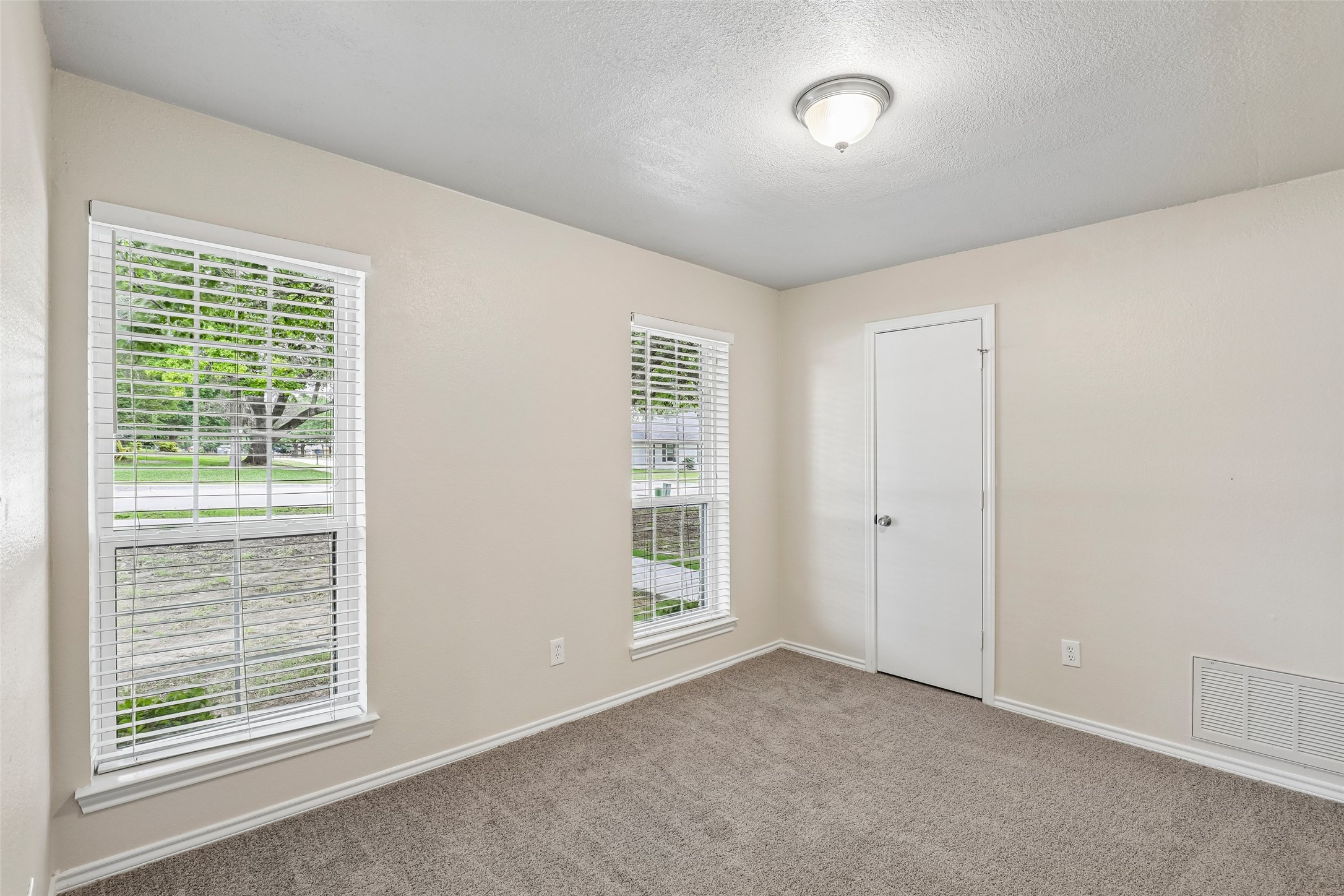 612 E Oak Street Wylie TX 75098