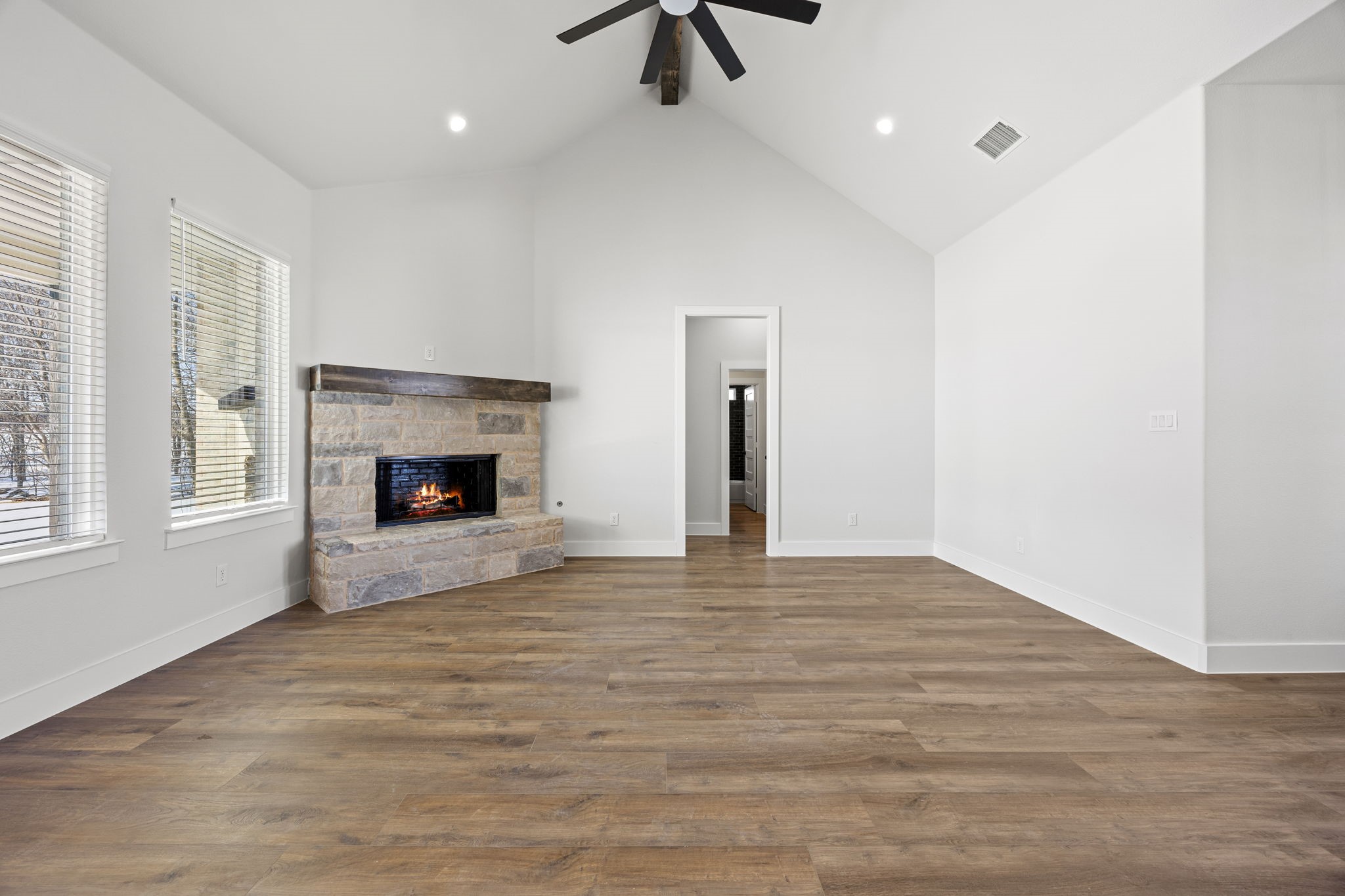 73 Dove Landing Road Valley View TX 76272