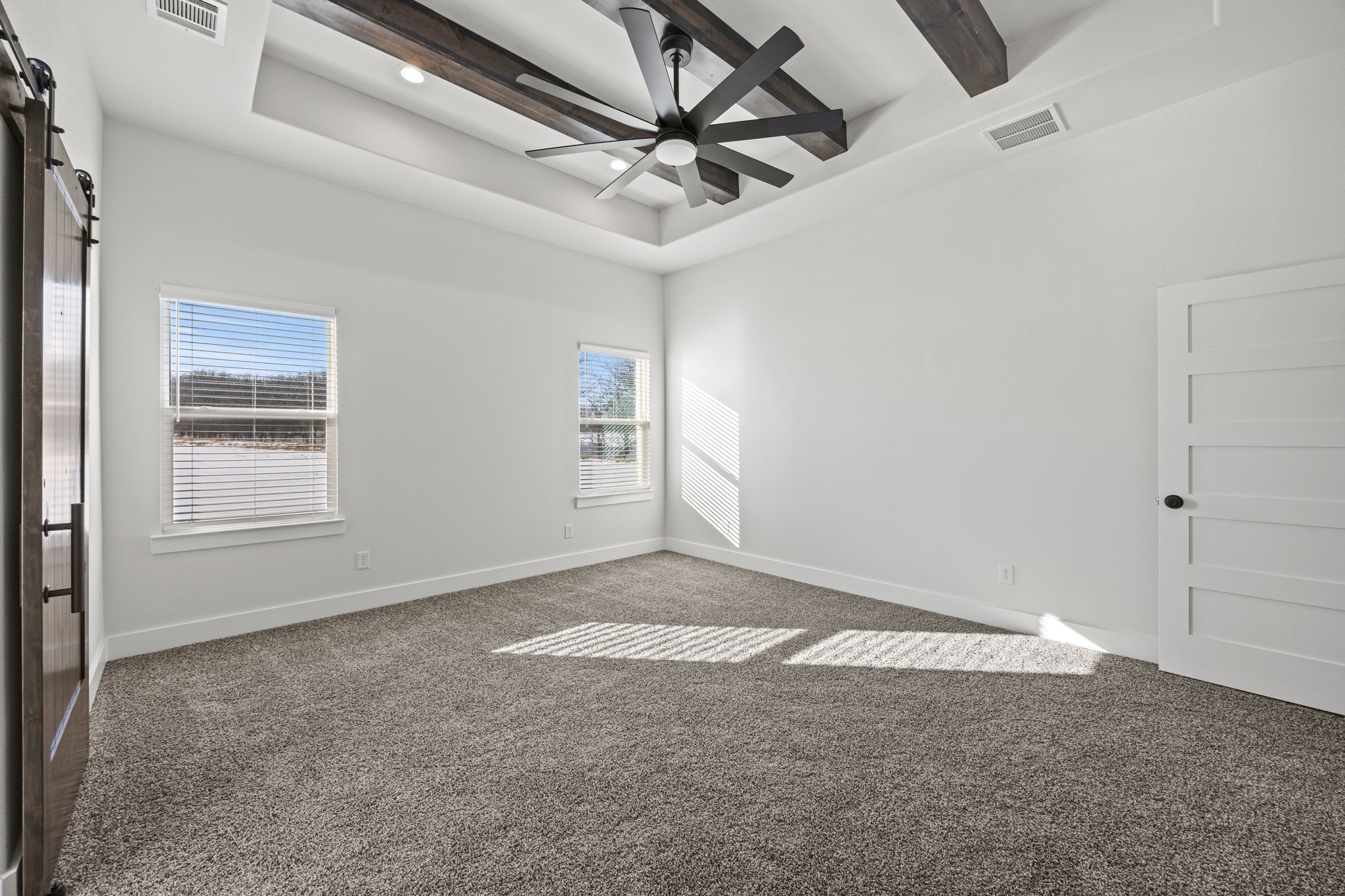 73 Dove Landing Road Valley View TX 76272