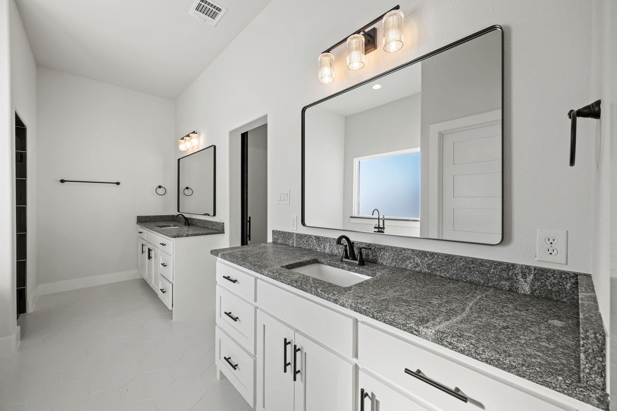 73 Dove Landing Road Valley View TX 76272