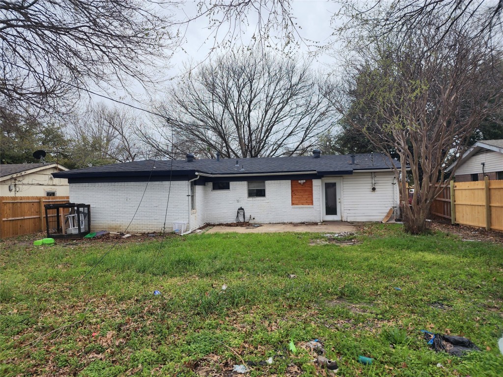 1811 Kent Drive Arlington TX 76010